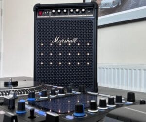 Marshall Bromley 450: баланс между мобилност и професионален звук